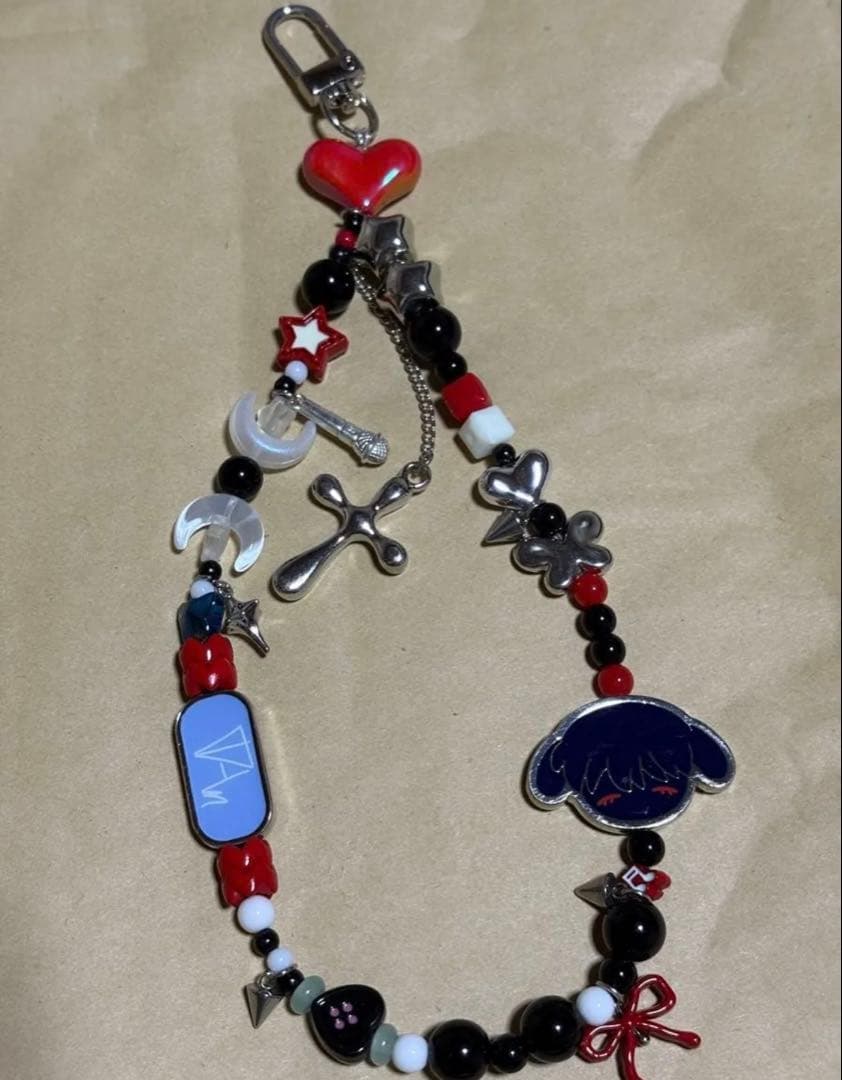 alien stage スマホチェーン　エイリアンステージ　イヴァン　ストラップ