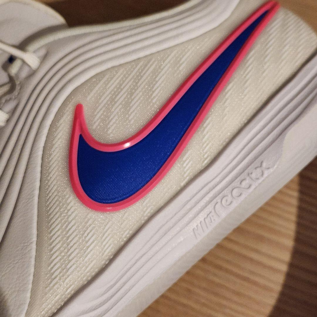 新品 ナイキ ティエンポリアクトガト フットサルシューズ 26.0cm