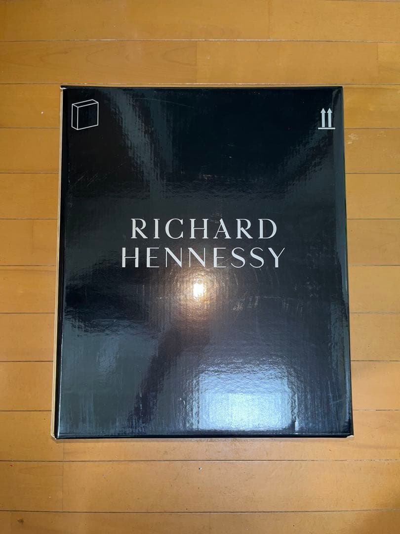 ヘネシーリシャール空瓶 箱付き