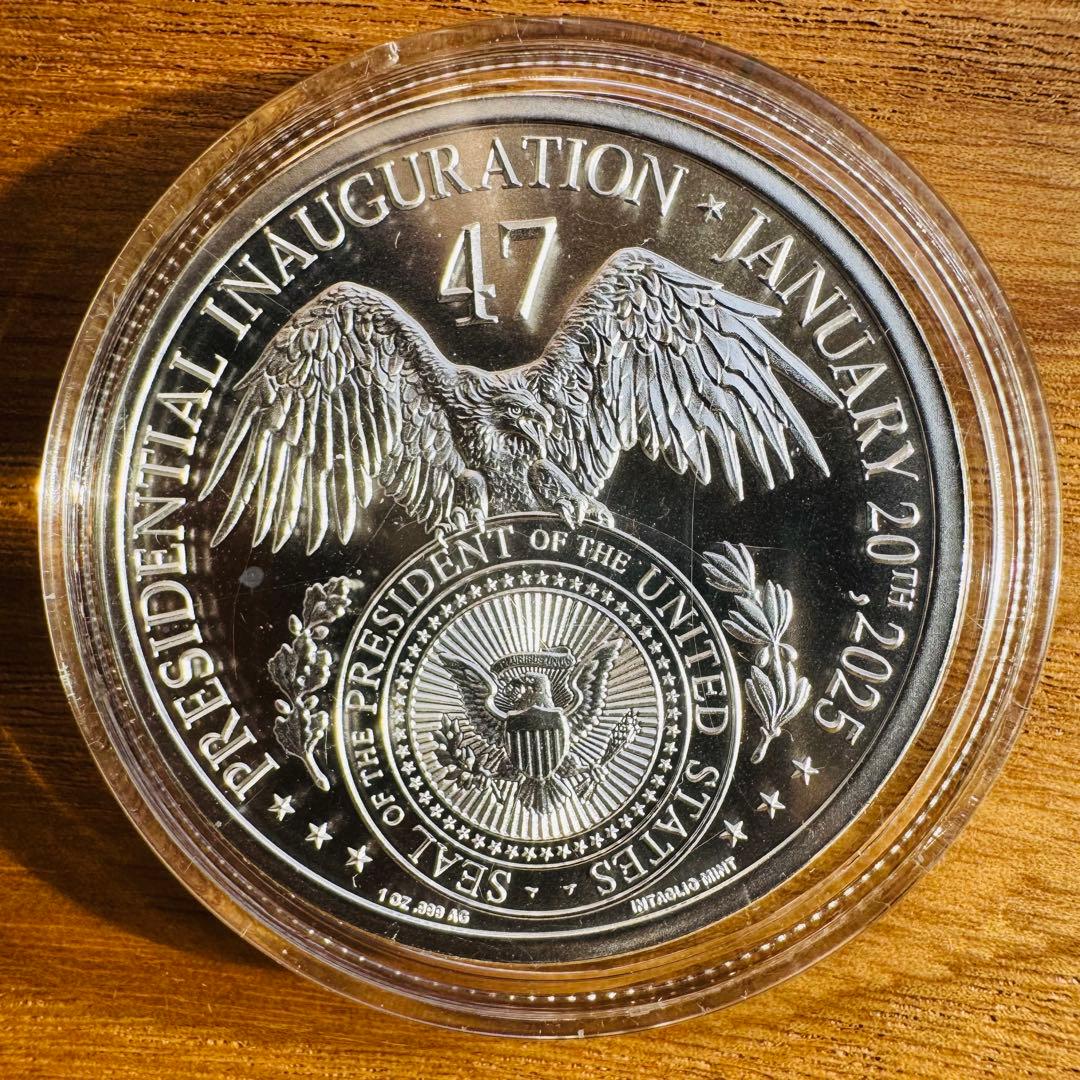 （難あり！）トランプ大統領　1オンス　銀貨　47代大統領
