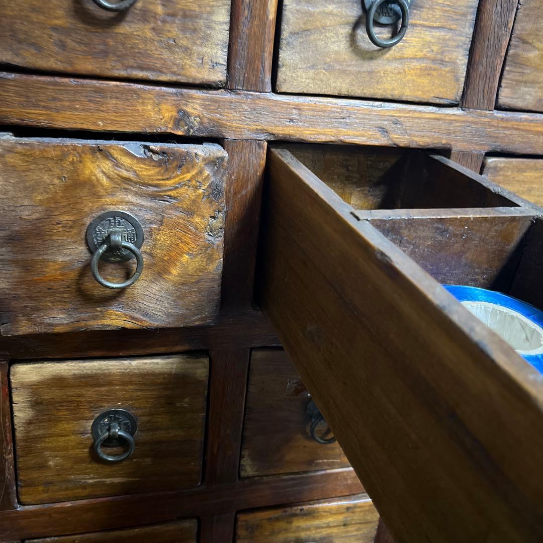 Antique 19世紀頃 ¥396000 評価され　薬箪笥