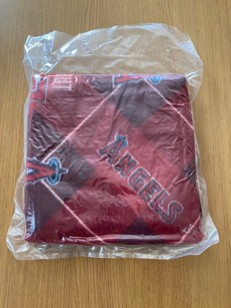 大谷翔平×マイク・トラウト ブランケット& BOBBLEHEAD