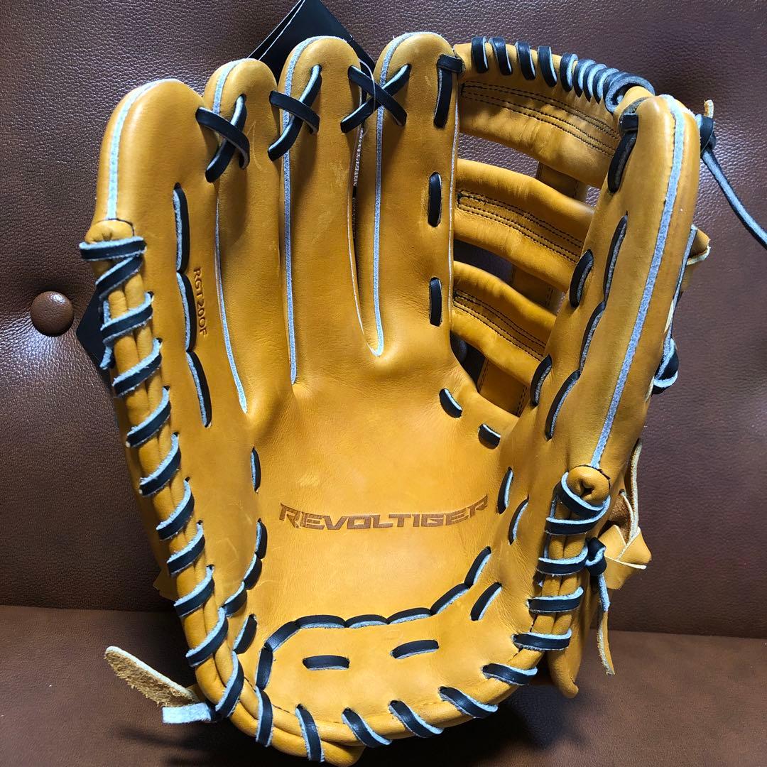 MITSUWATIGER 軟式外野手用左投げ