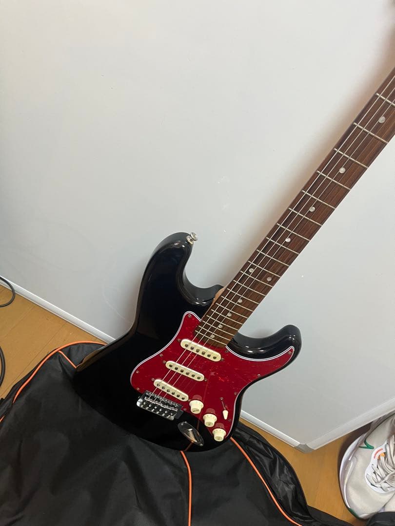 Squier ブラック エレキギター セット