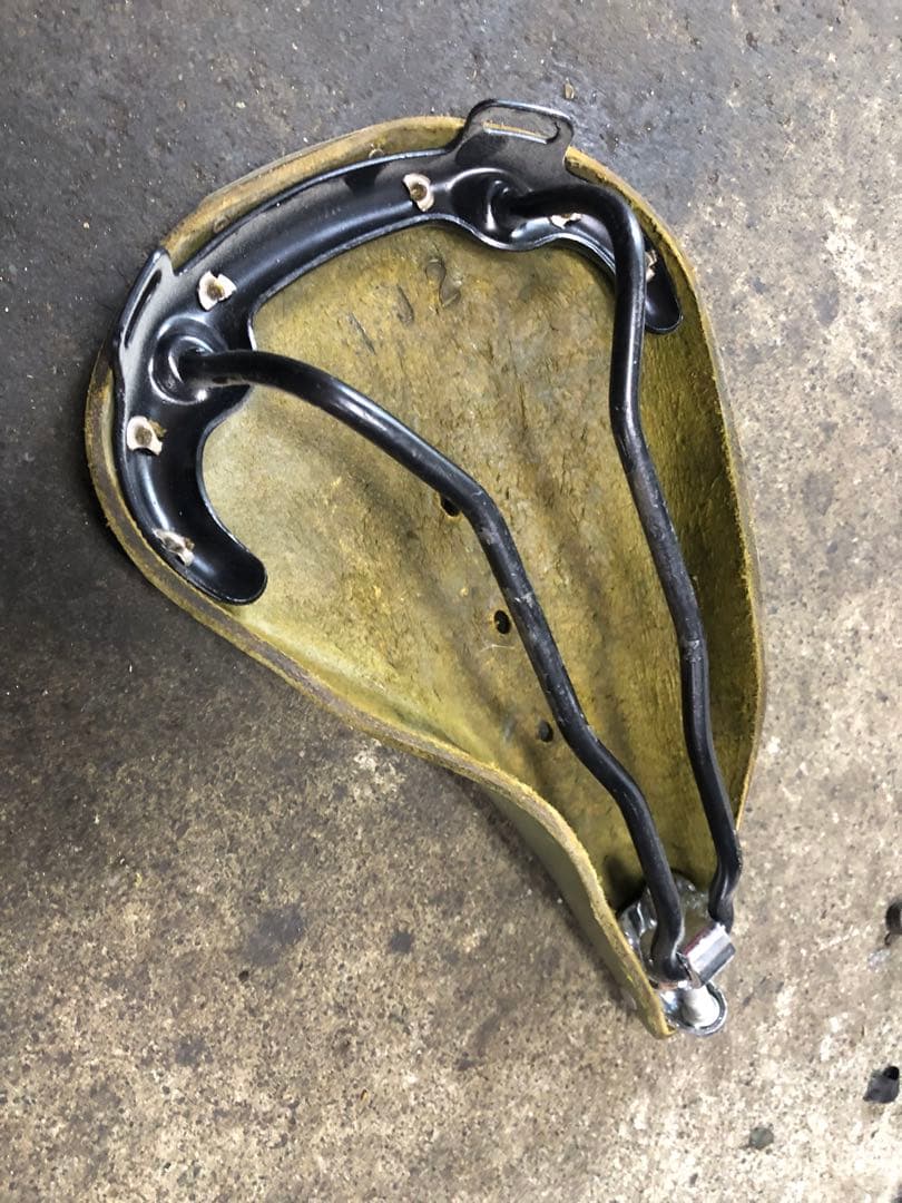 BROOKS B17 グリーンサドル