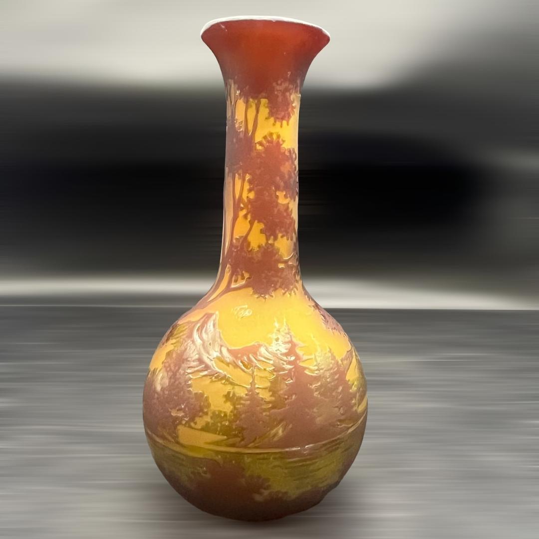 エミールガレ 　鶴首　花瓶　カメオ彫り　被せガラス　高さ24ｃｍ