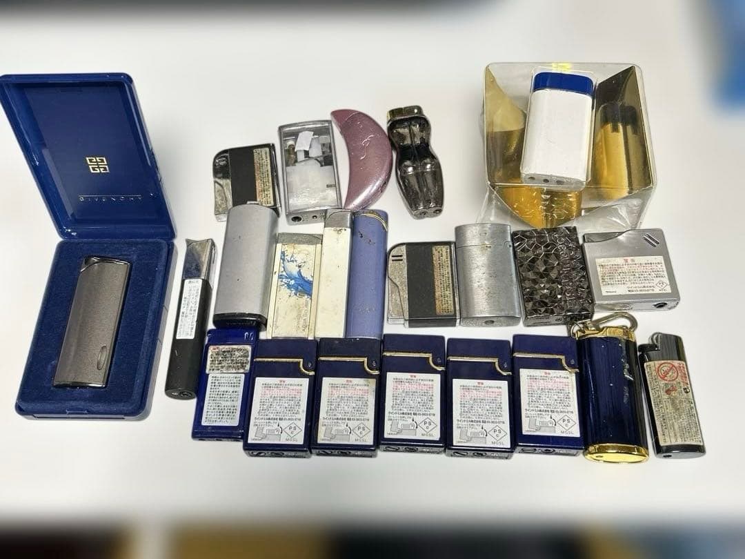 非売品ライター　ピース　他Givenchy ガスライター　全23点　コレクション