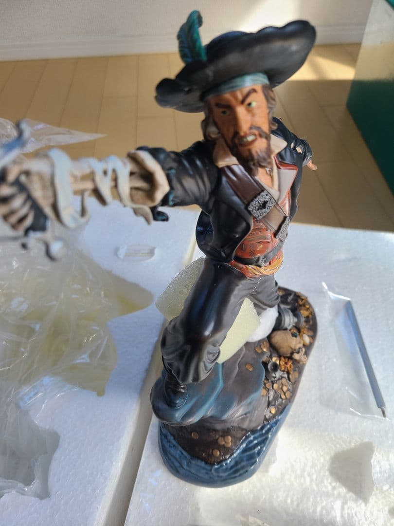 WDCC　パイレーツ　オブ　カリビアン　修復あり
