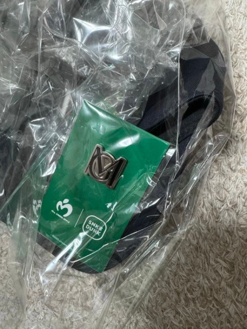 ミセスグリーンアップル スニダンコラボ ニューエラ キャップ ネイビー ピンズ付