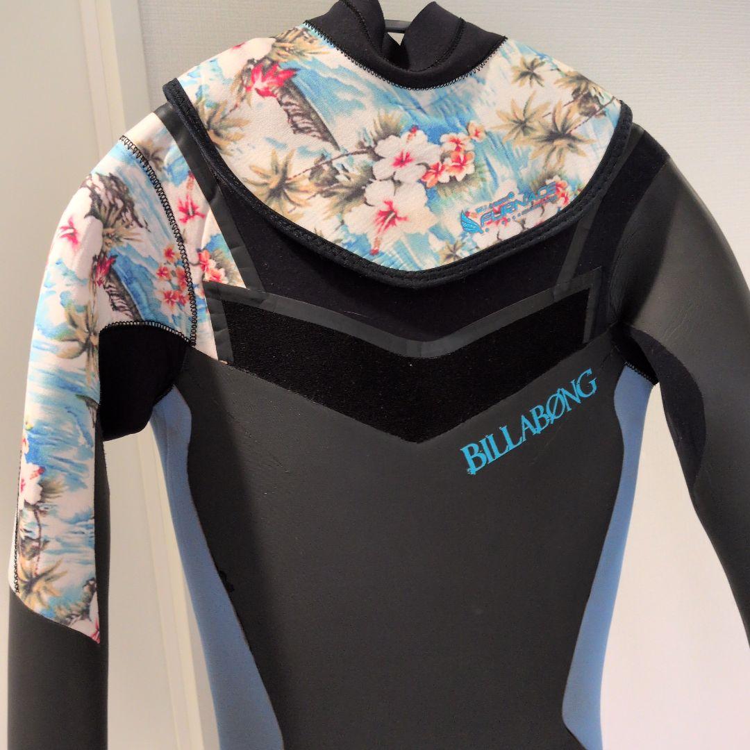BILLABONG フルスーツ ブラック/ブルー/フラワーお値下げ中