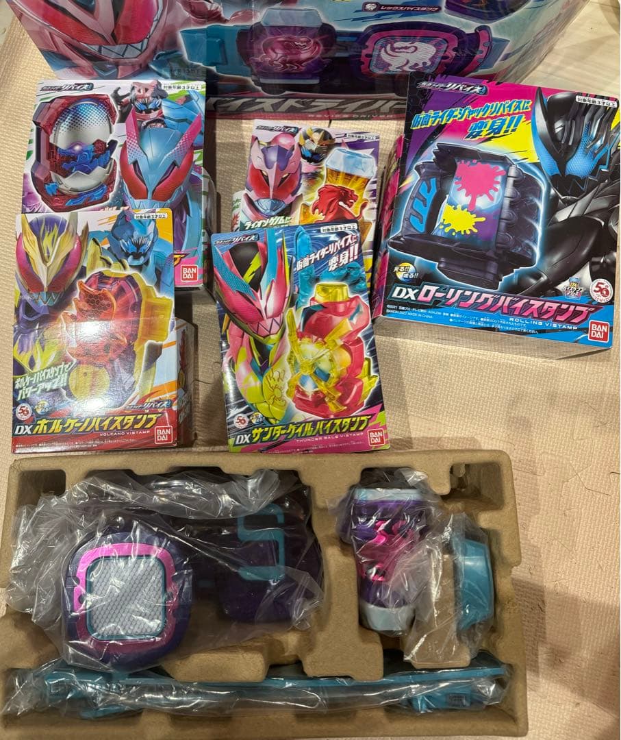 仮面ライダーリバイス