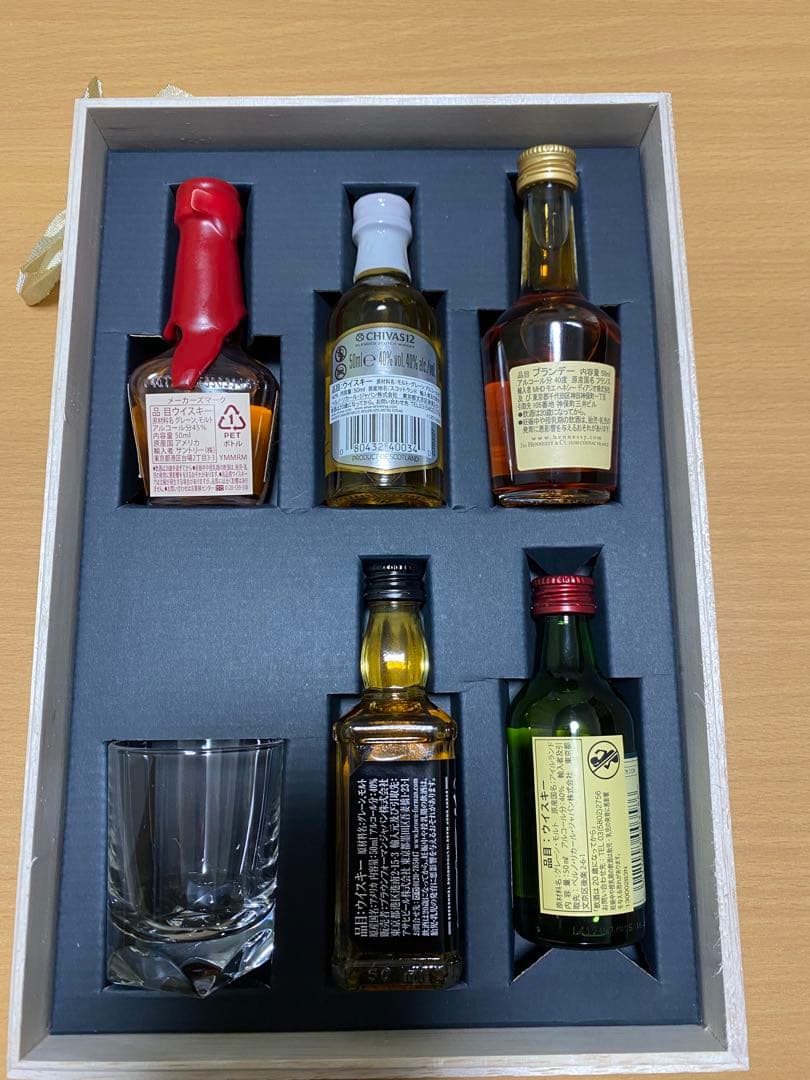 ウイスキーギフトセット（5種+グラス）