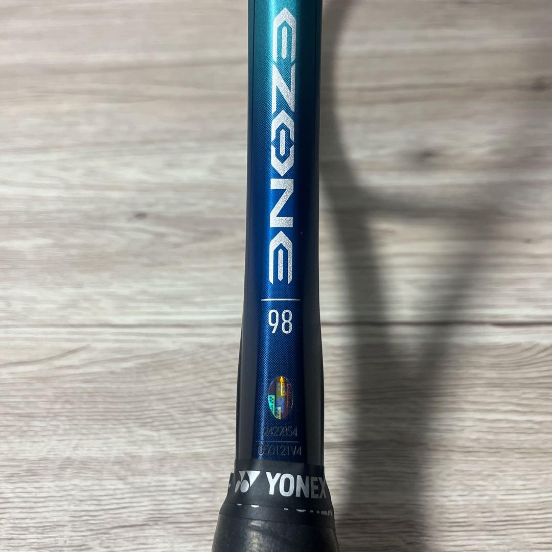 シオン 様YONEX EZONE98 2022 G2　テニスラケット　ケース付