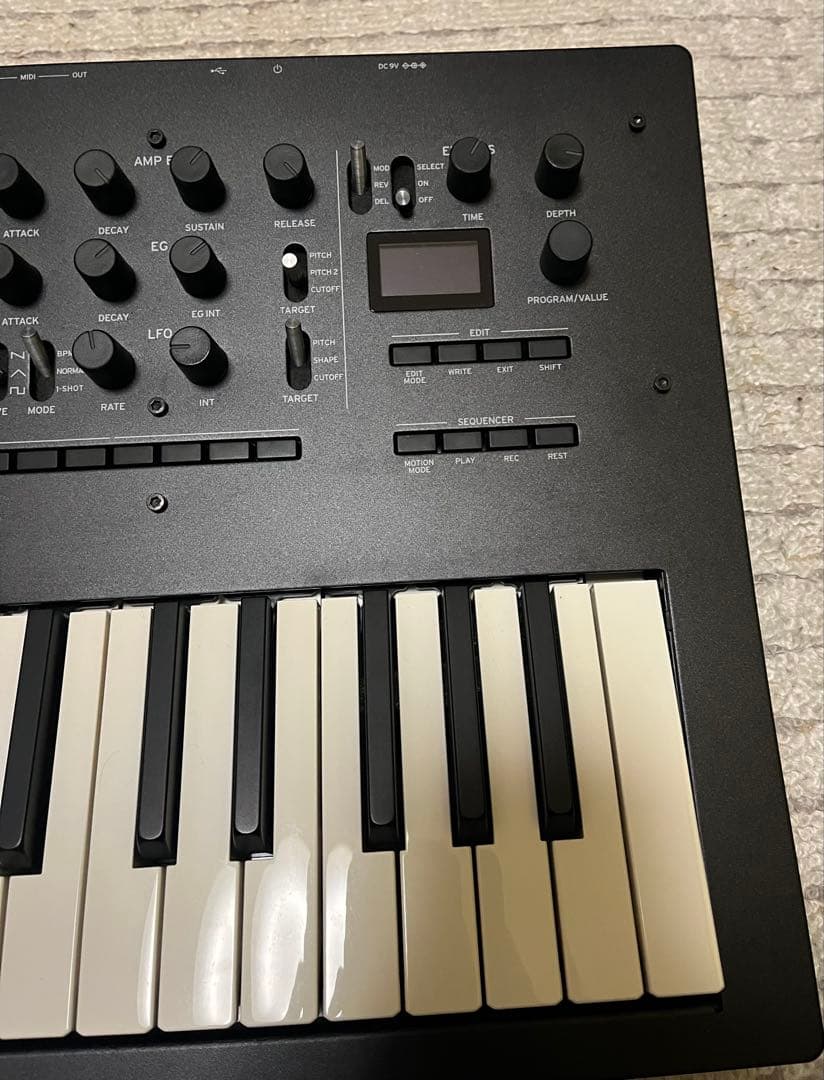 【美品】 KORG minilogue xd アナログシンセサイザー ケース付き