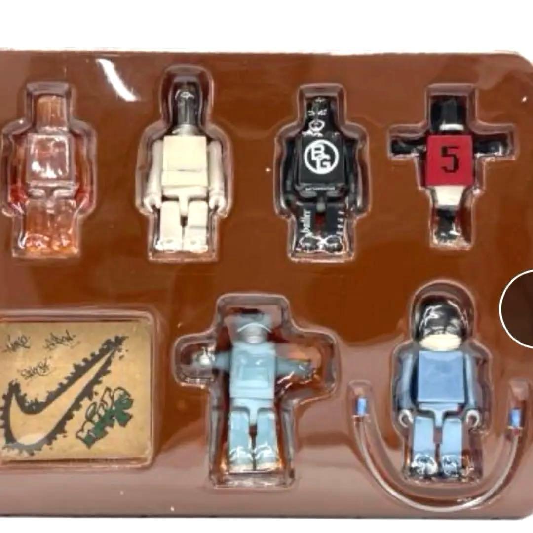 ♡新品♡未開封♡ KUBRICK➕NIKE seris3 A B 完品