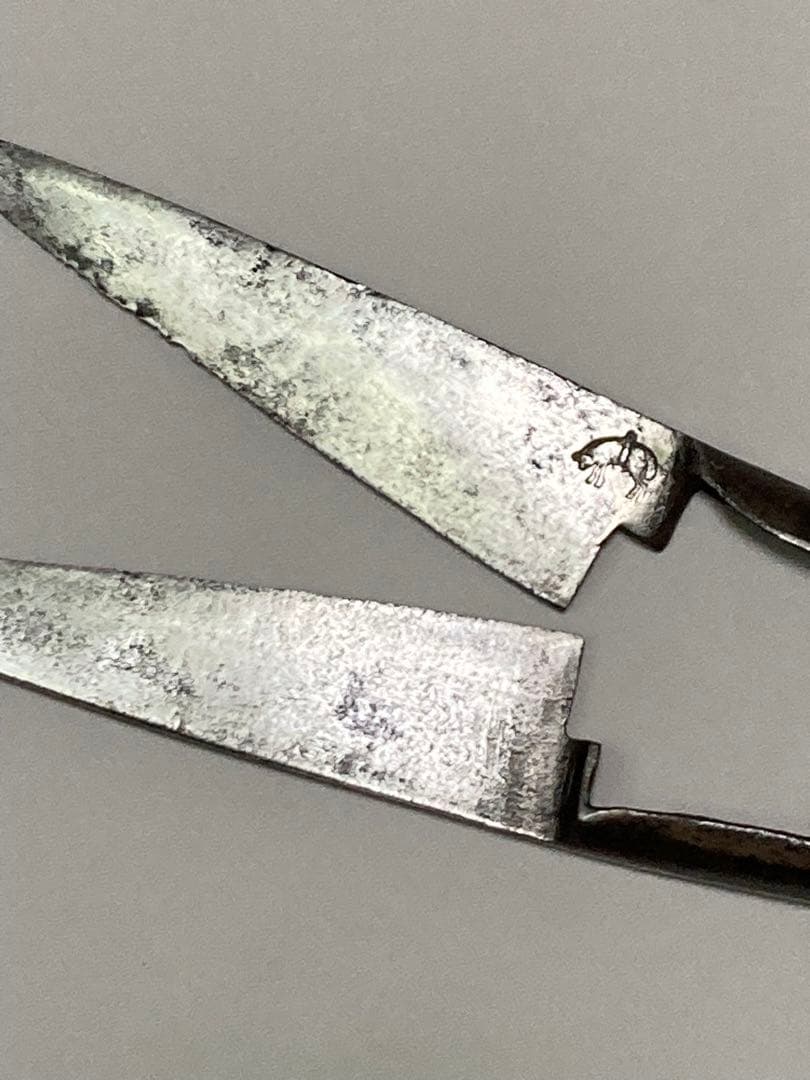 古道具　羊毛　毛刈りバサミ　特大ハサミ　鋏　ウール　羊　吊るされる羊の刻印