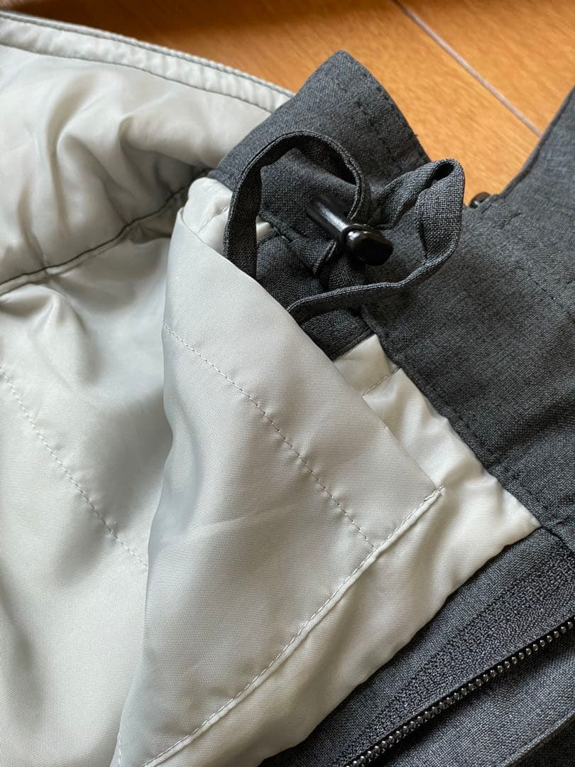 美品早い者勝ち‼️150㎝　DESCENTEスキーウエアー