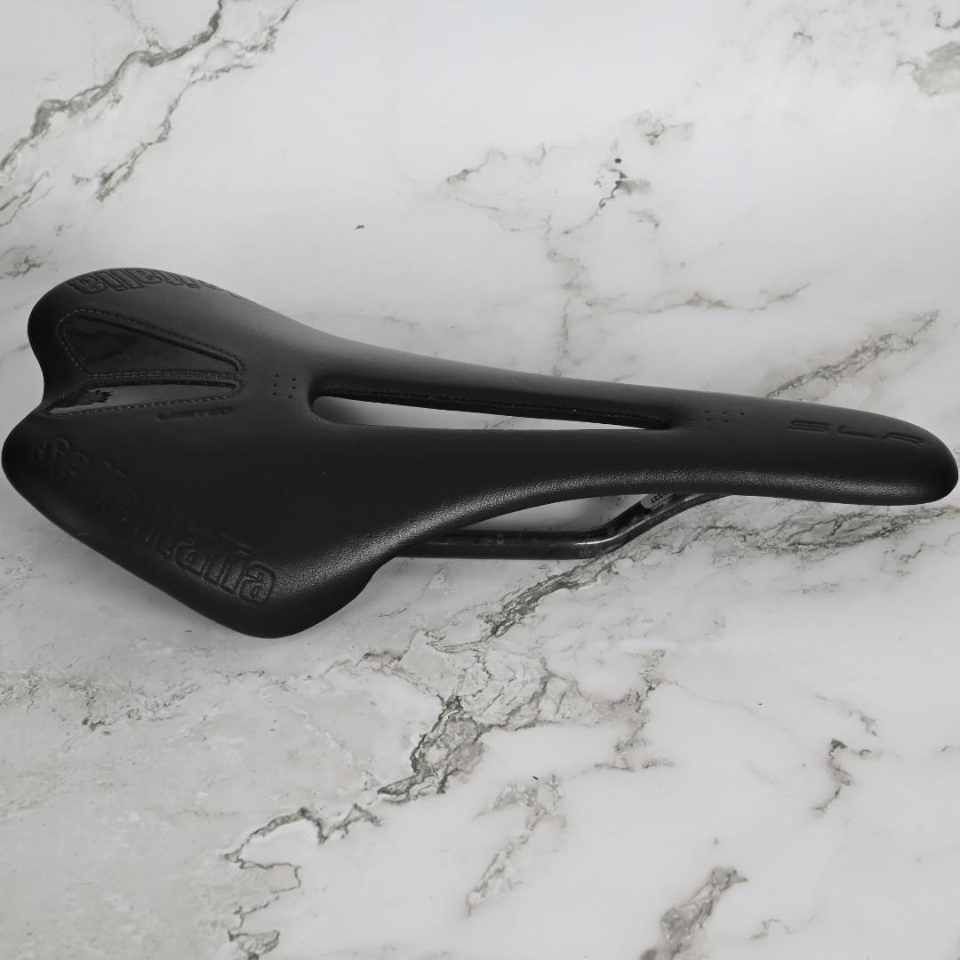 セライタリアSLR キットカルボニオ フロー