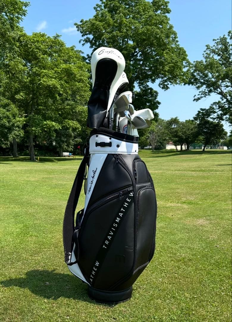 TRAVIS MATHEW キャディバッグ ブラック/ホワイト