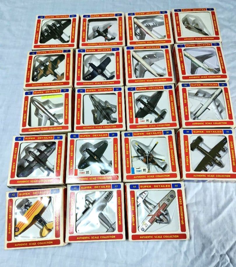 再値下TOMY　BACHMANN　Mini-Planes①計42体プラスカタログ