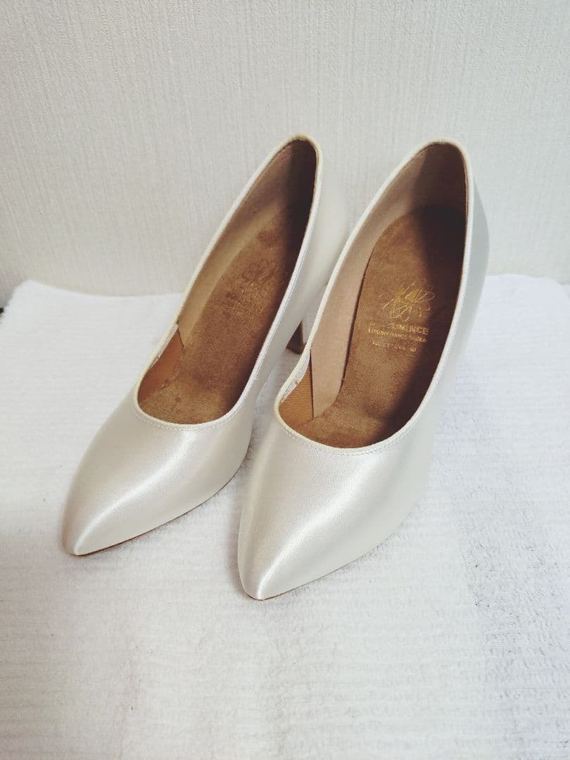 格安新品 SUPA1003ワイドサテンボールルームシューズ