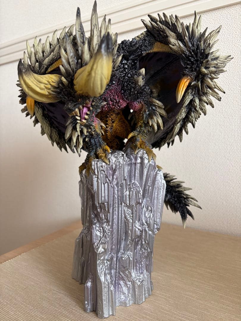 ネルギガンテ　クリエイターズモデル　復刻版　完成品フィギュア