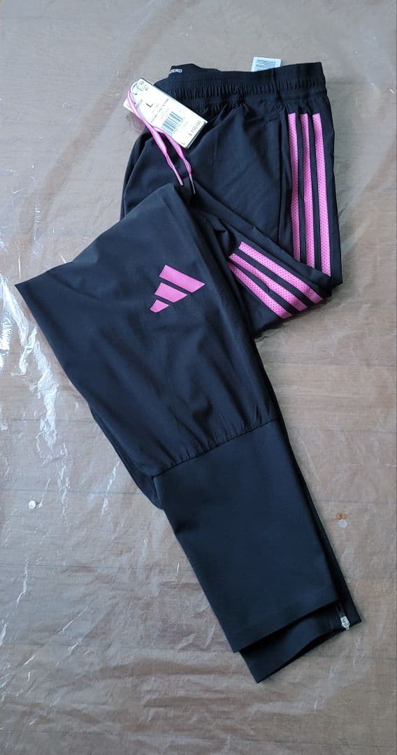 adidas ADIZERO Tirop's Angels パンツ
