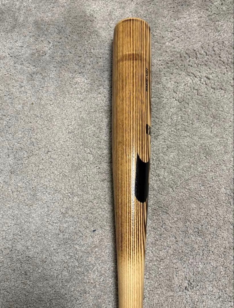 （菊池涼介選手モデル）　 木製硬式バット SSK proedge