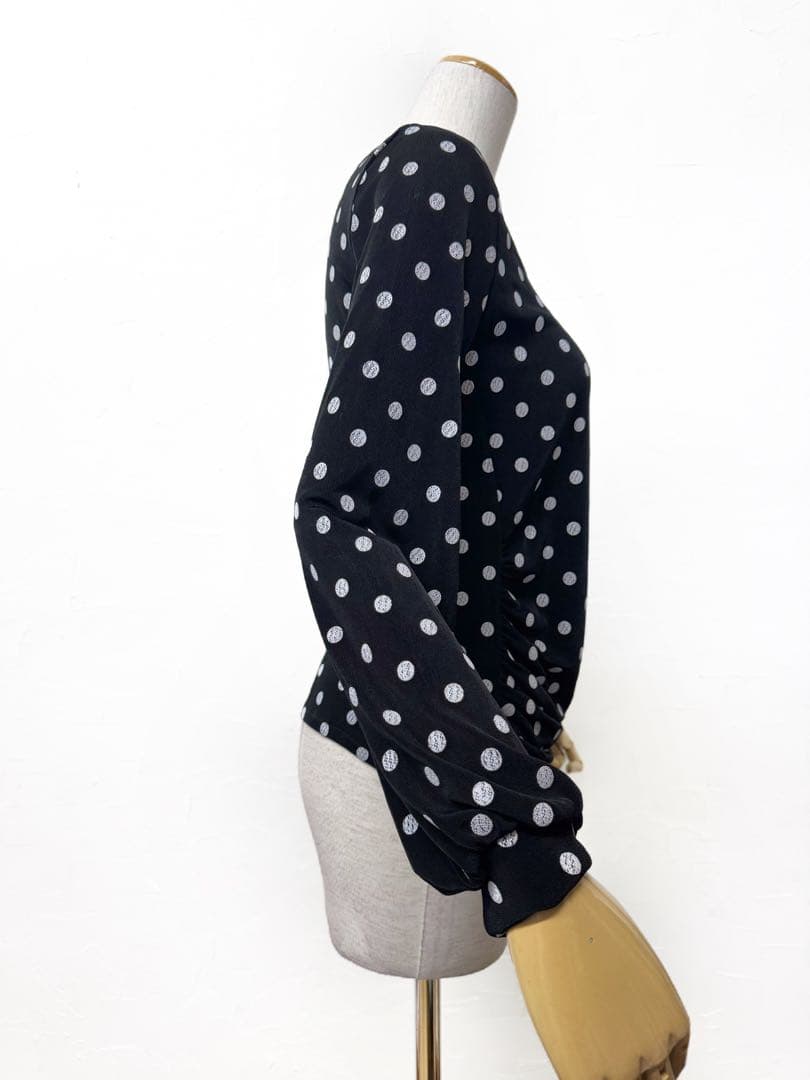 【Mサイズ】新品　JOAN社交ダンス 水玉バルーンスリーブトップスs003