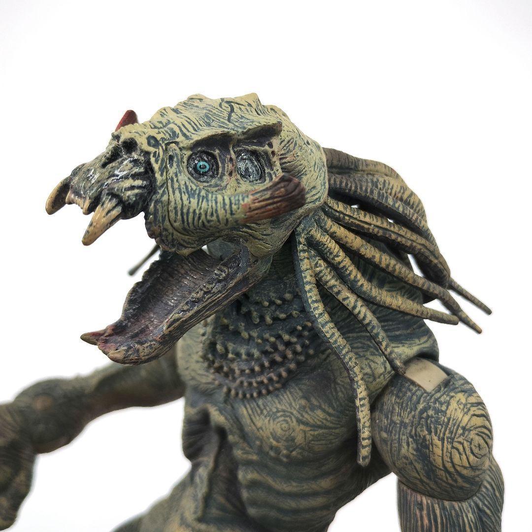 希少✨️Mezco Toyz ヘルボーイ サマエル フィギュア 入手困難