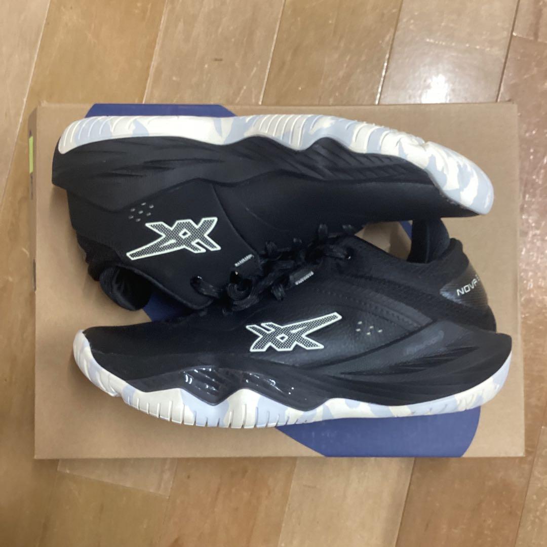 シューズ(男性用) NOVA SURGE LOW 27.5cm