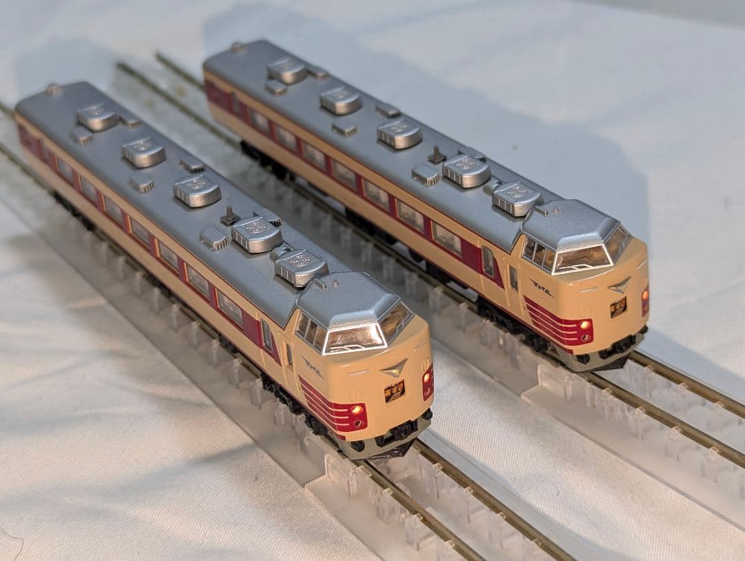 KATO　183系1000番台 直流特急形電車　【10-160】　Nゲージ