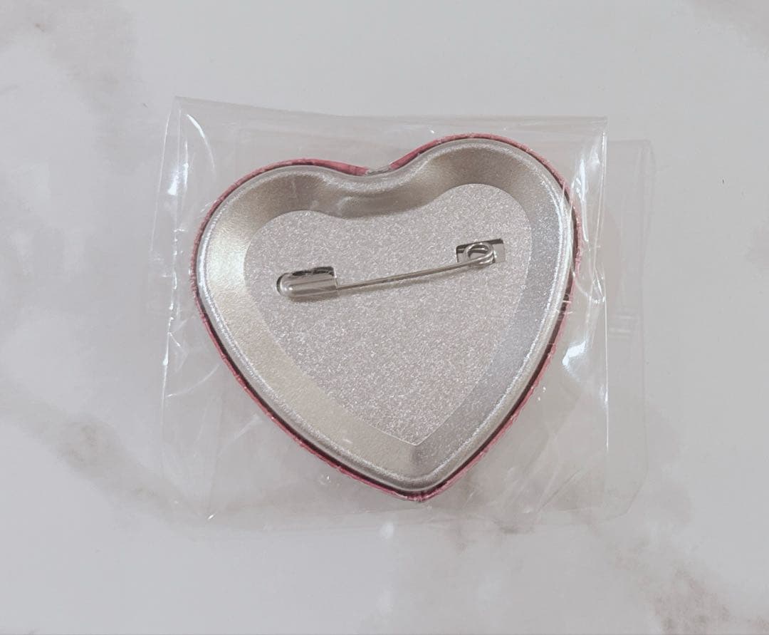 ダンガンロンパ V3 テレ顔 照れ顔 ハート缶 入間 美兎