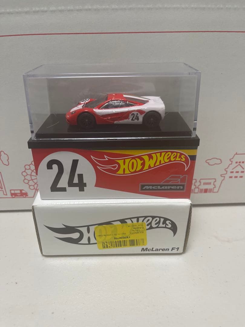 Hot Wheels McLaren F1 ミニカー 24