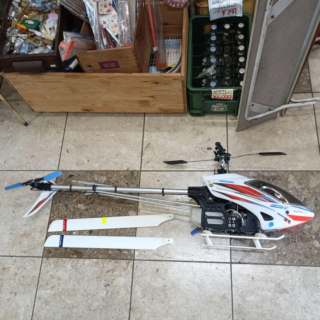 カ*ロ様 3507)HIROBO SDX ラジコンヘリコプター本体 型番不明