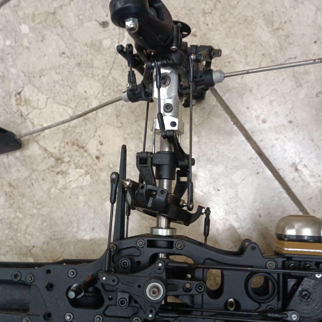 カ*ロ様 3507)HIROBO SDX ラジコンヘリコプター本体 型番不明