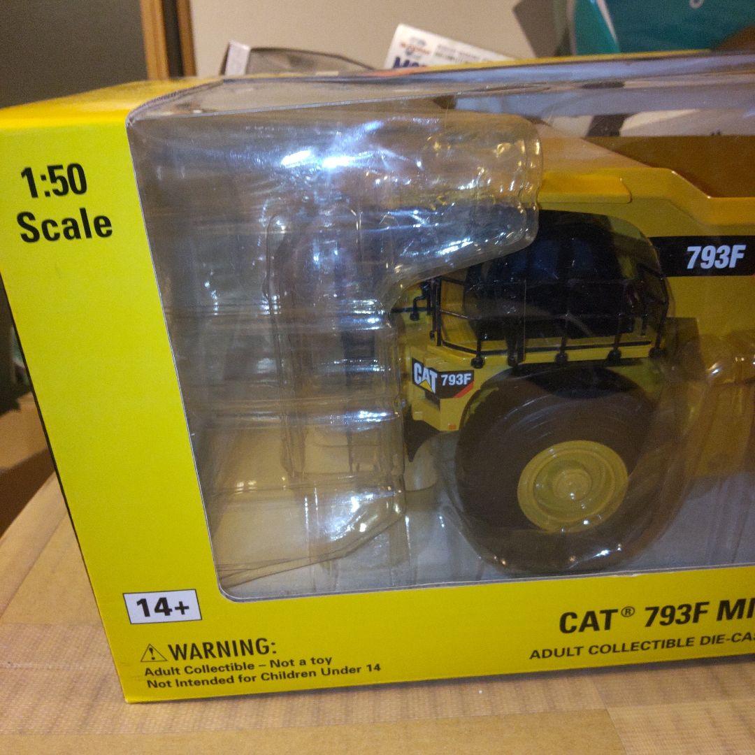 キャタピラー建機 CAT 793F マイニングトラック　1/50
