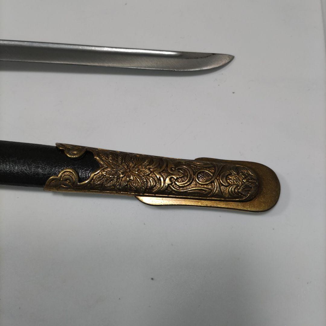 210. （模造刀）金色装飾の刀40cm
