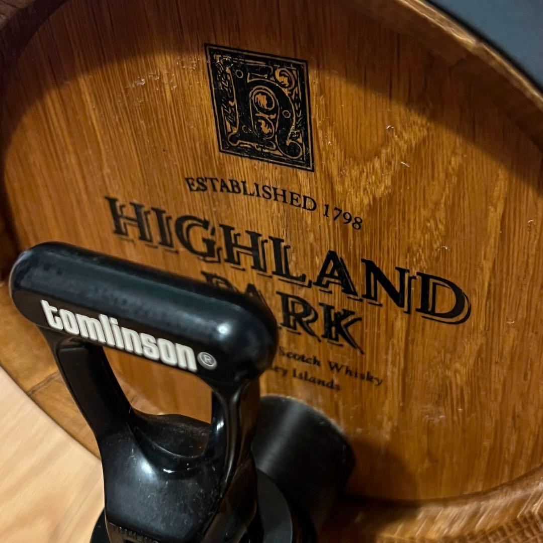 【貴重】HIGHLAND PARK 木製ミニ樽 タップ付き