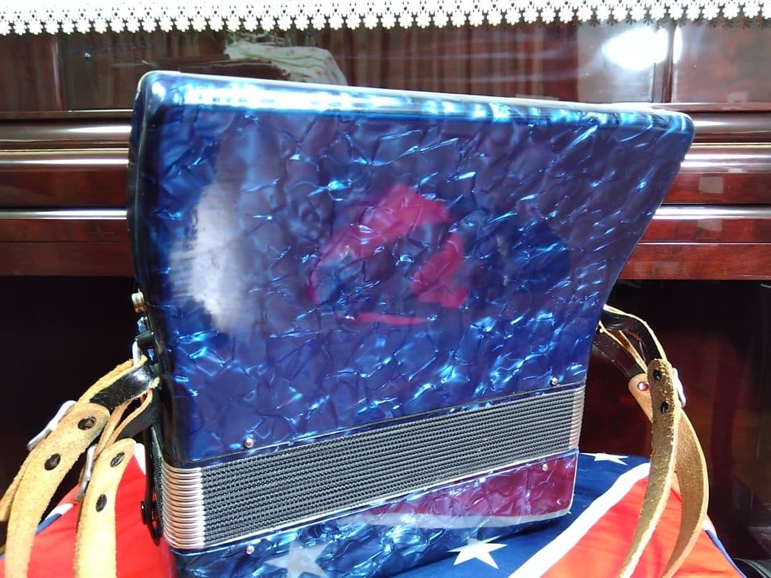 【可愛いレア品音出OK】YAMAHA T25B テナー（中音域）アコーディオン