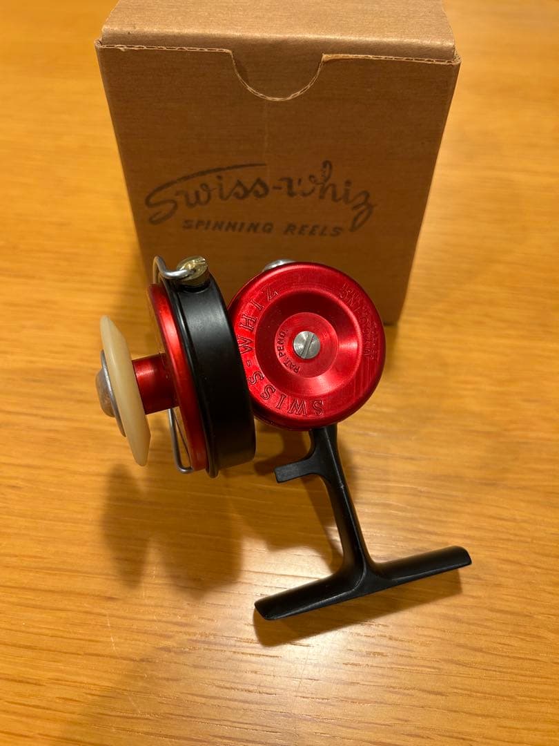 MYCO inc.Swiss-Whiz スピニングリール 赤黒　レア！