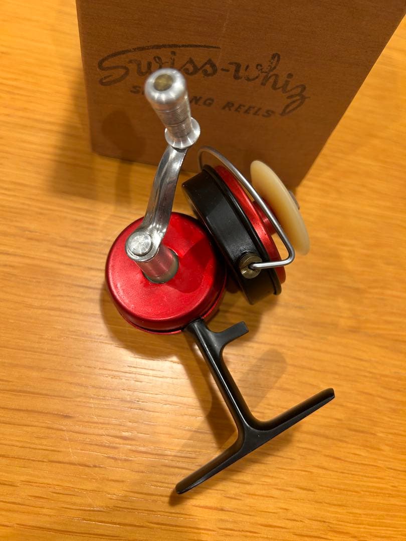 MYCO inc.Swiss-Whiz スピニングリール 赤黒　レア！