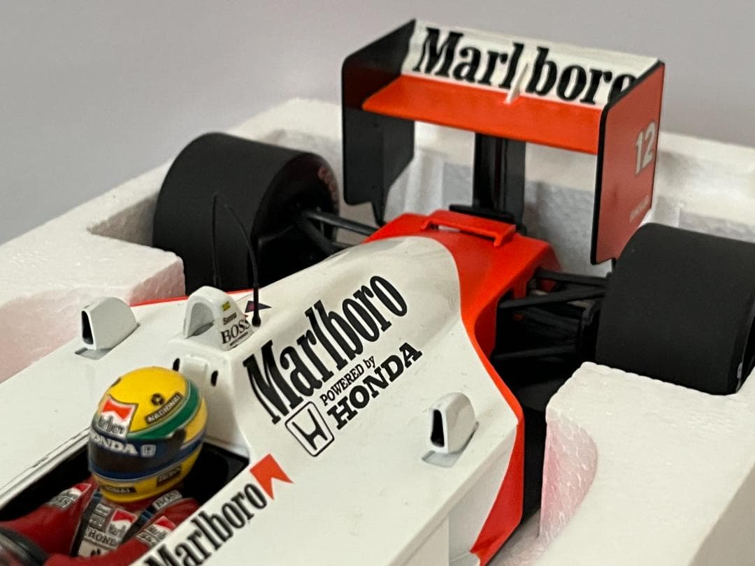 ミニチャンプス 1/18 McLaren MP4/4 A.セナ 1988 箱付