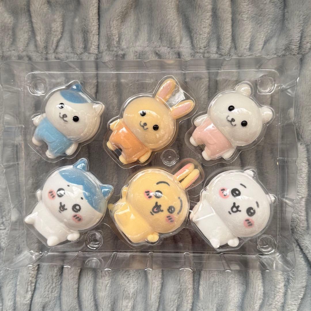 ちいかわ　なんとかバニア　フロッキーフィギュア　6体セット&アクリルブロック