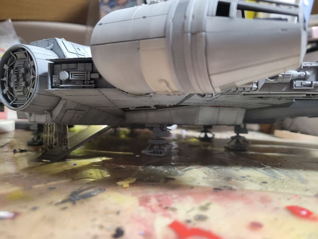 ミレニアム・ファルコン 1/72スケールモデル　完成品