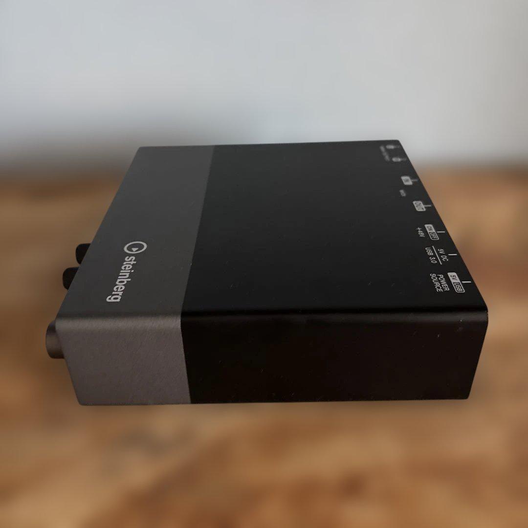 Steinberg UR22C USBオーディオインターフェース　本体