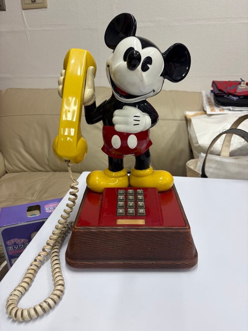 ミッキーマウス フィギュア型電話