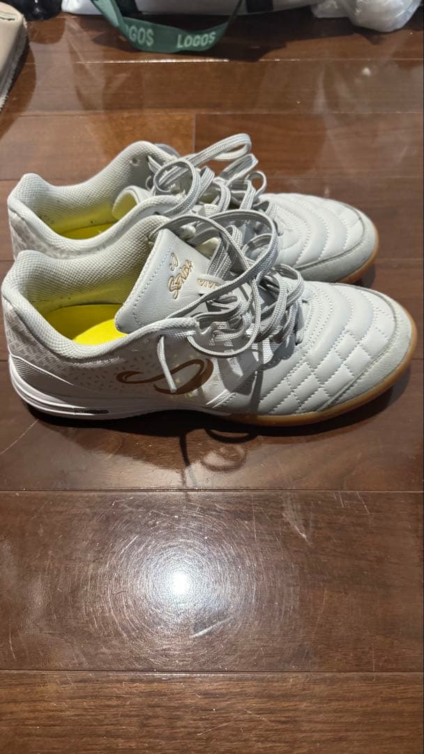 SENDA_USHUAIA PRO 2.0 26.5cm センダ　フットサル