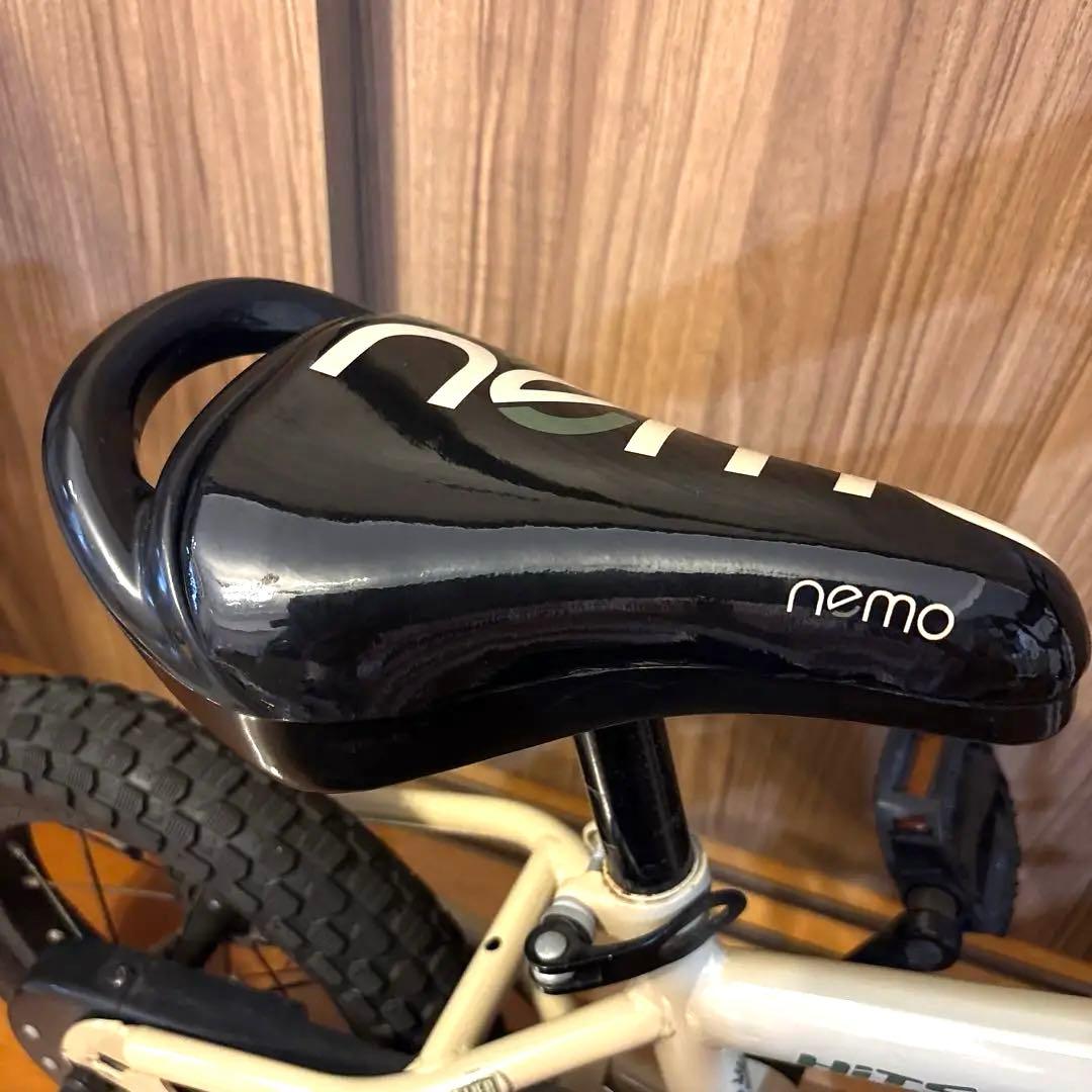nemo 1.2 幼児用　12インチ　自転車　ベージュ Hits 補助輪付き