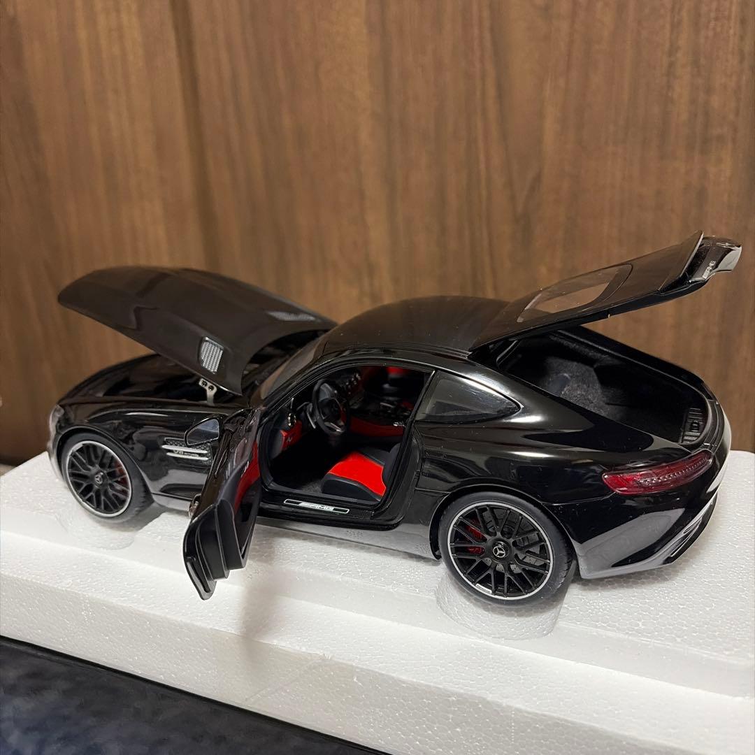 AUTOart MERCEDES-AMG GT S ブラック
